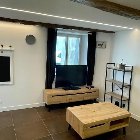 De Charme Proche Nantes & Aeroport Au Calme Apartment Reze